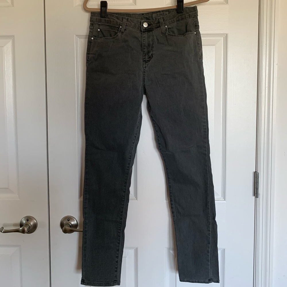 Gray Jeans - Offers Welcome 🧡